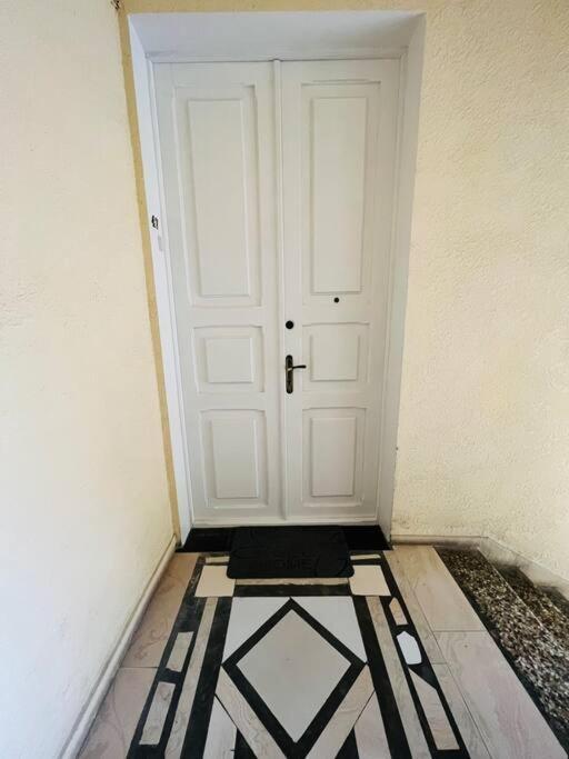 Spacious 2 Bedrooms In The Center Of Jerevan Exteriér fotografie