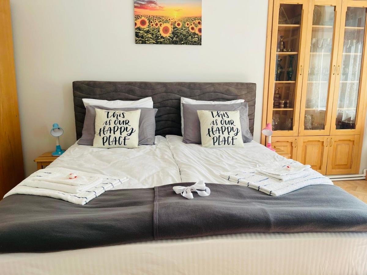 Spacious 2 Bedrooms In The Center Of Jerevan Exteriér fotografie